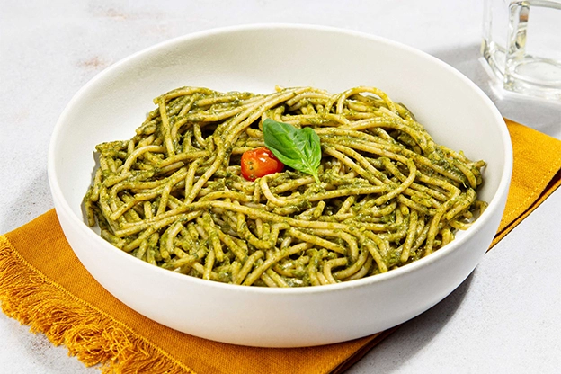 Espaguetis integrales al pesto casero a domicilio